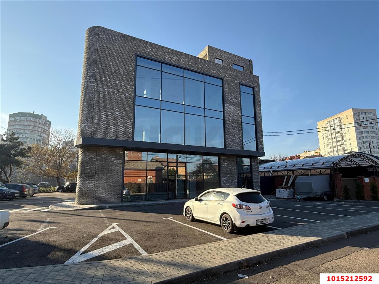 Фото №4: Коммерция 541 м² - Краснодар, Карасунский внутригородской округ, ж/м Пашковский, ул. имени В.Н. Мачуги, 49