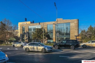 Фото №1: Торговое помещение 541 м² - Краснодар, ж/м Пашковский, ул. имени В.Н. Мачуги, 49