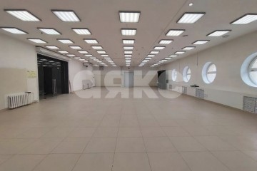 Фото №4: Коммерция 400 м² - Ростов-на-Дону, р. Ленинский, пр-кт Будённовский, 42/50