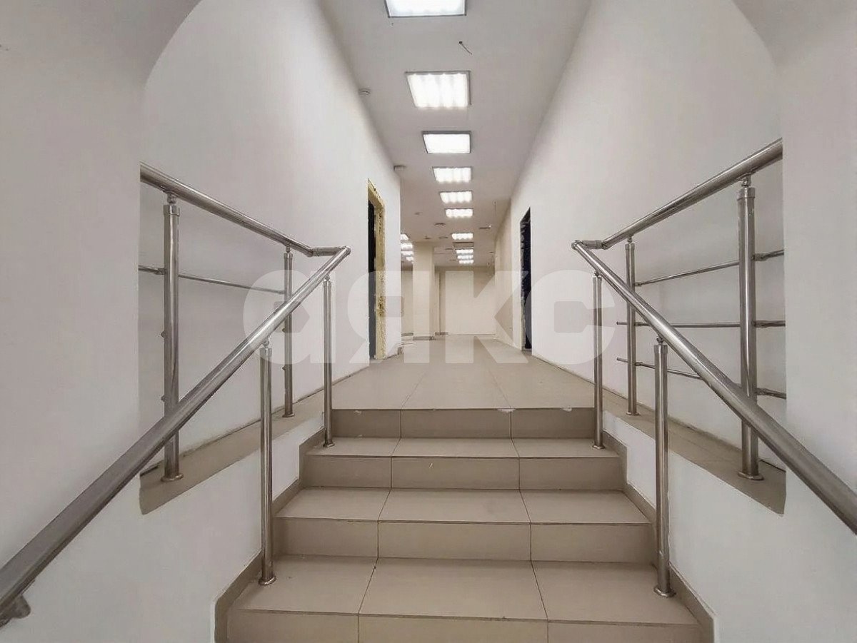 Фото №10: Коммерция 400 м² - Ростов-на-Дону, Ленинский, пр-кт Будённовский, 42/50