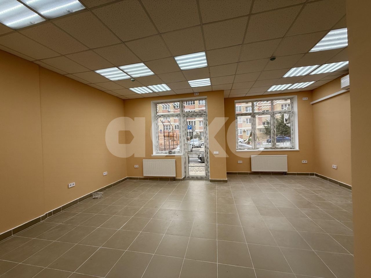 Фото №3: Коммерция 80 м² - Ростов-на-Дону, жилой комплекс Западная Резиденция, пер. Чаленко, 17/1