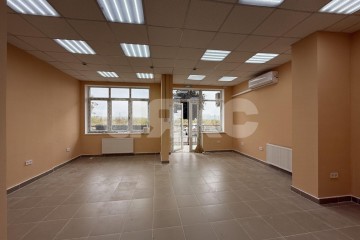 Фото №2: Коммерция 80 м² - Ростов-на-Дону, мкр. жилой комплекс Западная Резиденция, пер. Чаленко, 17/1