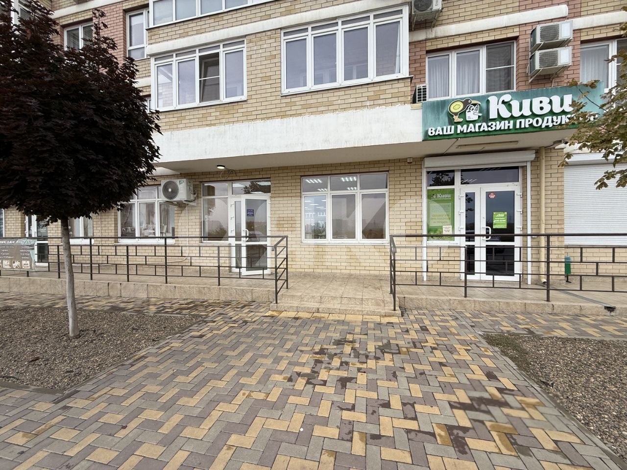 Фото №11: Коммерция 80 м² - Ростов-на-Дону, жилой комплекс Западная Резиденция, пер. Чаленко, 17/1