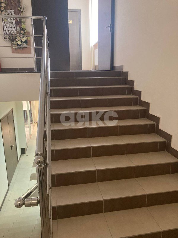 Фото №7: Коммерция 1037 м² - Шахты, Артём, ул. Жукова, 9