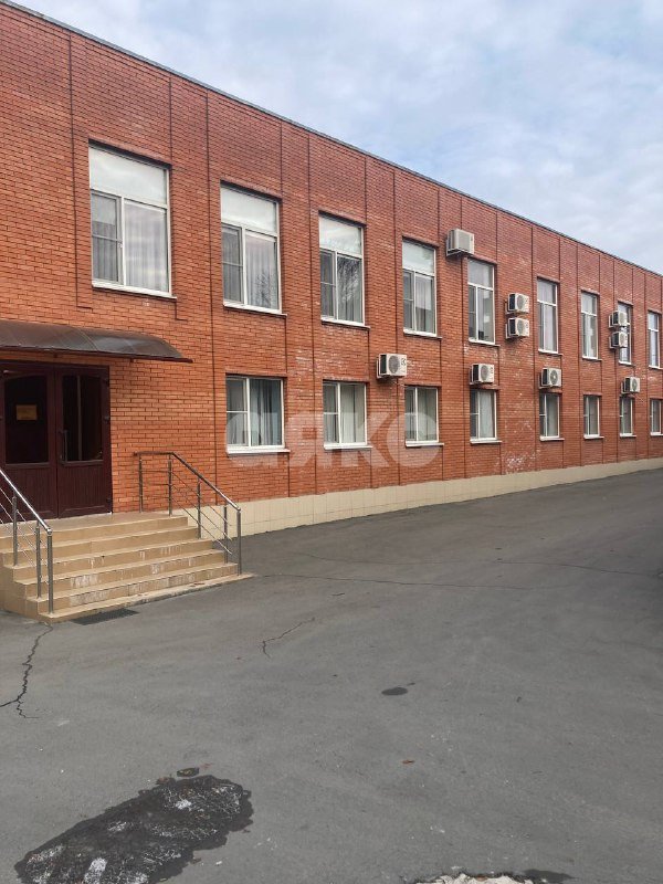 Фото №3: Коммерция 1037 м² - Шахты, Артём, ул. Жукова, 9