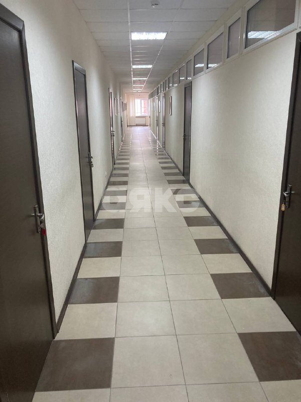 Фото №8: Коммерция 1037 м² - Шахты, Артём, ул. Жукова, 9