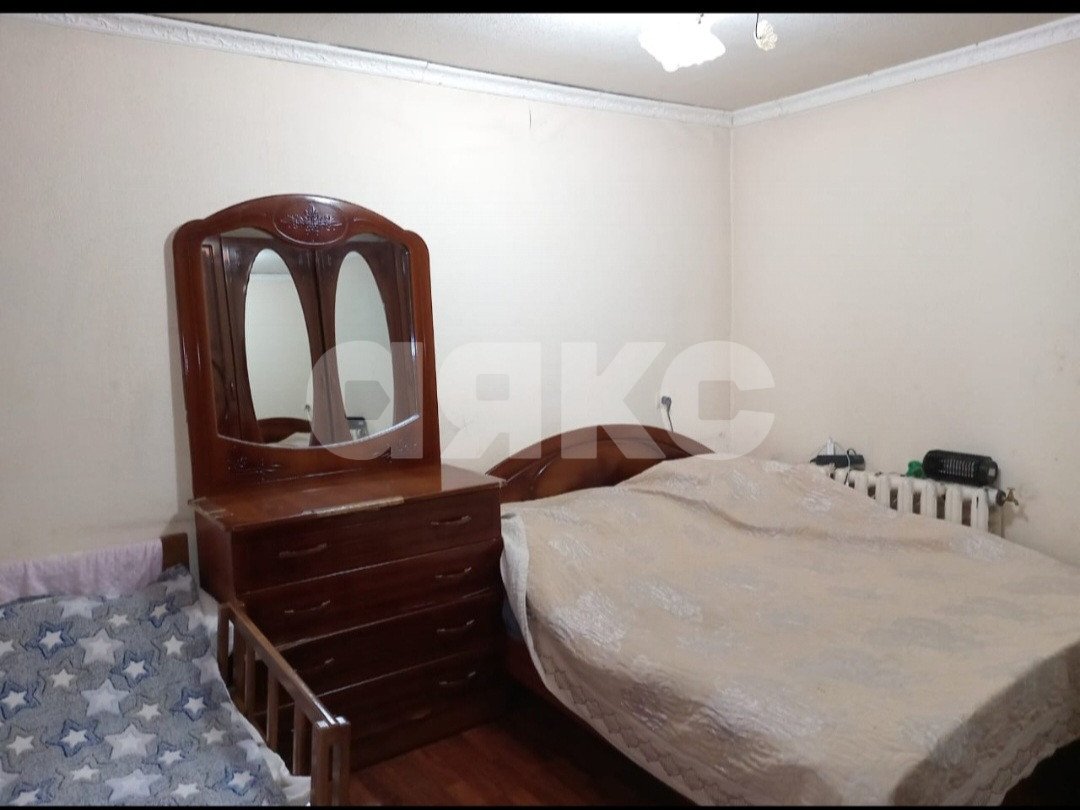 Фото №1: Дом 110 м² + 6 сот. - Армавир, ул. площадь Ленина