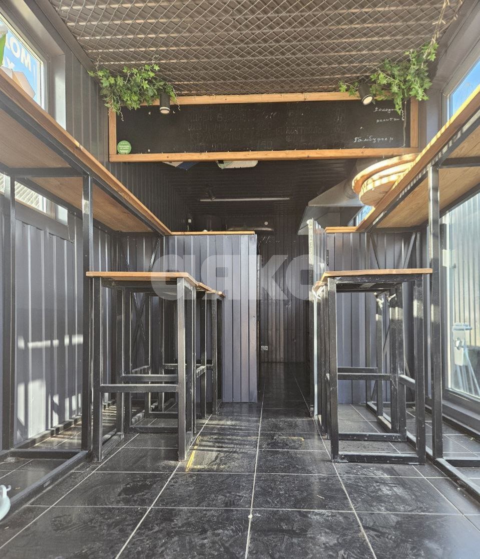 Фото №3: Коммерция 18 м² - Мариуполь, Жовтневый, ул. Административная площадь