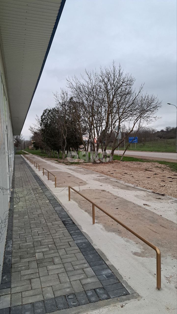 Фото №1: Коммерция 420 м² - Первомайское, ул. Ленина, 1