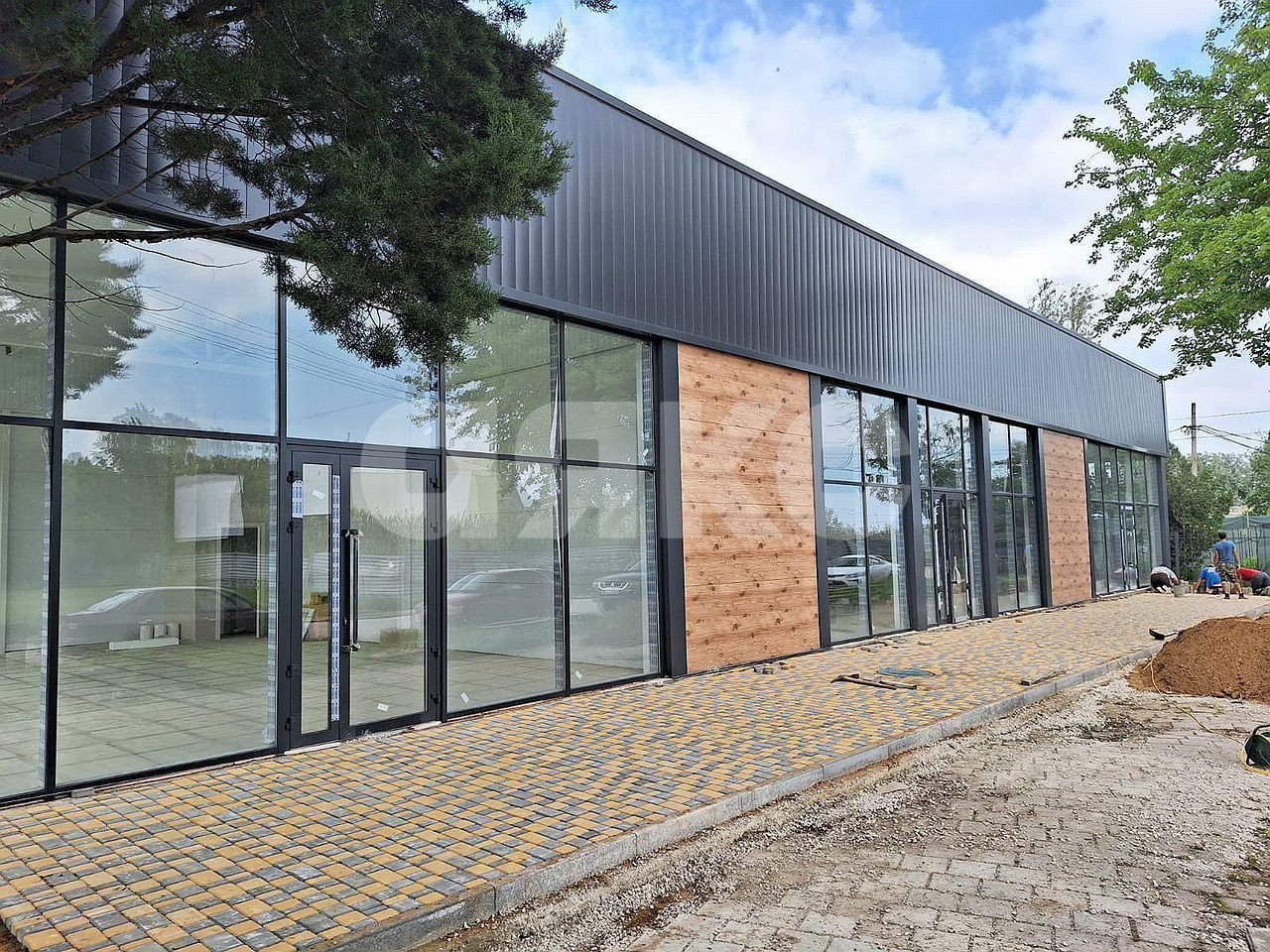 Фото №2: Коммерция 460 м² - Керчь, ул. Кирова, 1