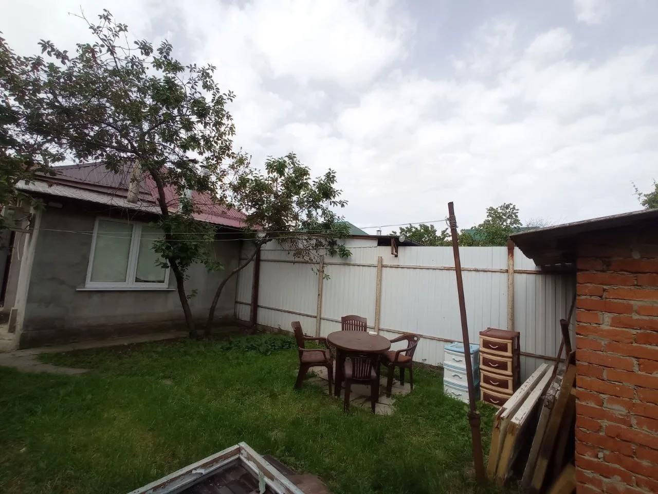 Фото №8: Часть дома 40 м² + 1.1 сот. - Краснодар, Прикубанский внутригородской округ, мкр. 9-й километр, пр-д 1-й  Сафонова, 36