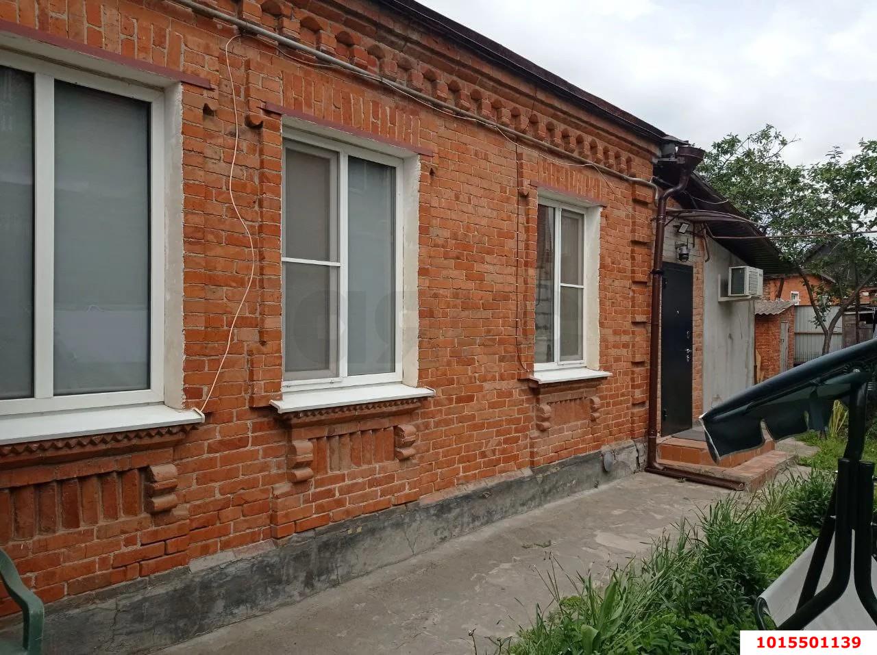 Фото №1: Часть дома 40 м² + 1.1 сот. - Краснодар, 9-й километр, пр-д 1-й  Сафонова, 36