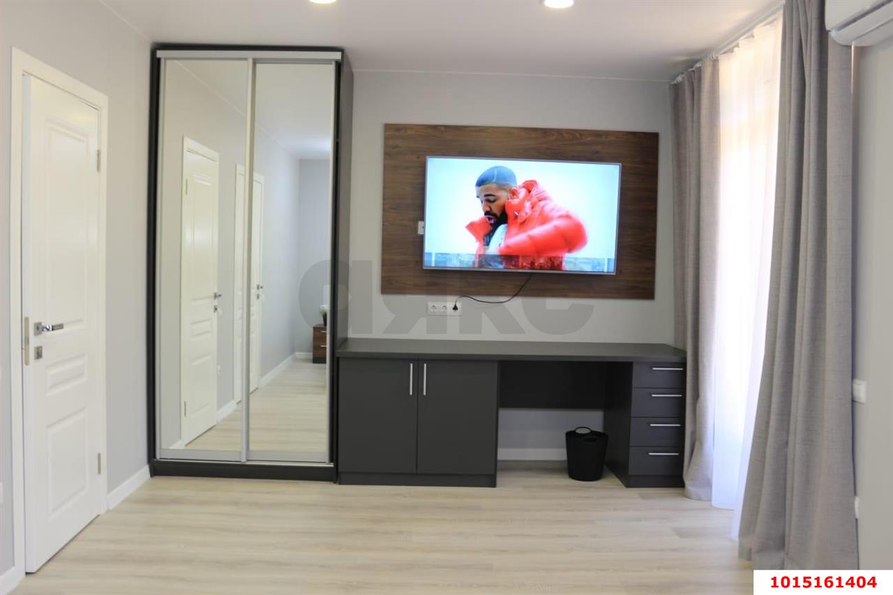 Фото №6: Таунхаус 172 м² + 2 сот. - Новомихайловский, Лесной, ул. Ленина, 4