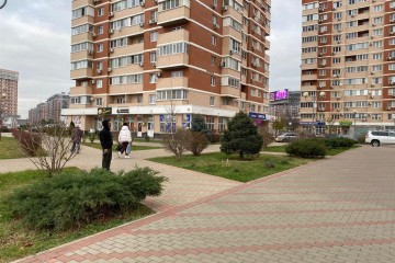 Фото №2: Торговое помещение 67 м² - Краснодар, мкр. жилой комплекс Спортивная Деревня, ул. Западный Обход, 42/3к4