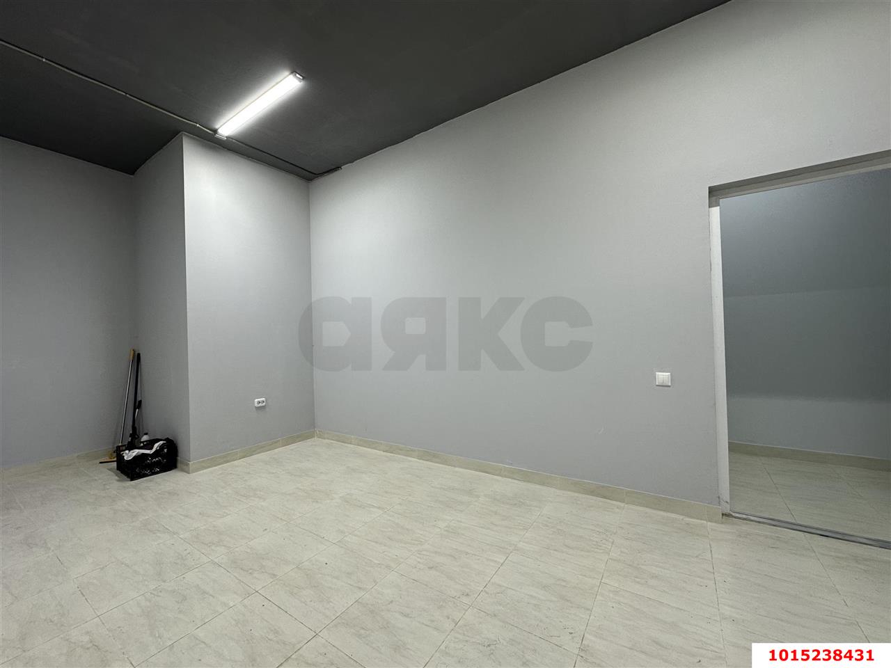 Фото №5: Офисное помещение 280 м² - Динская, жилой комплекс Белые Росы, ул. Спортивная, 2