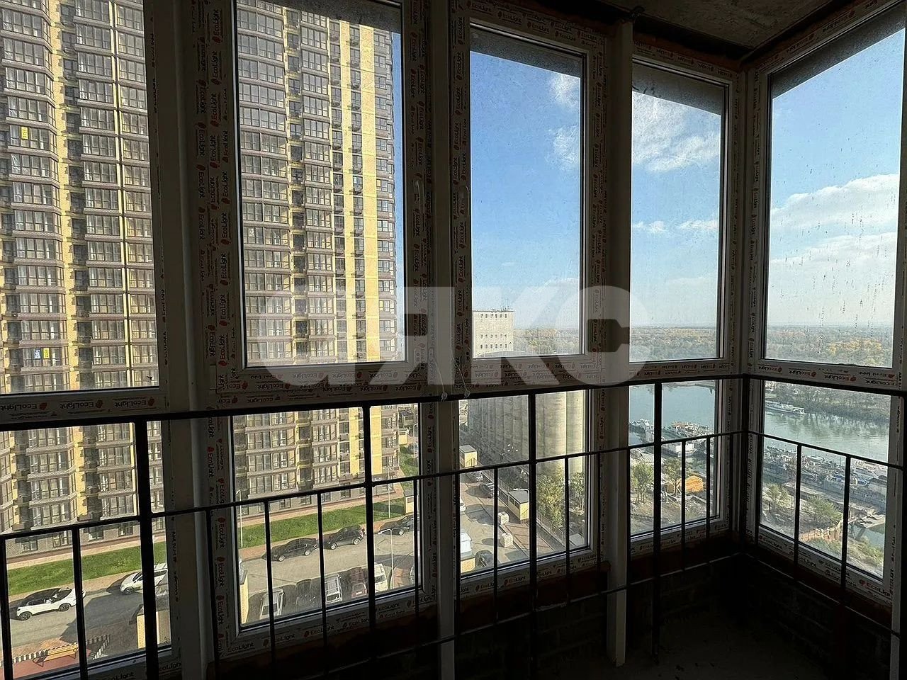 Фото №1: 1-комнатная квартира 40 м² - Ростов-на-Дону, Нахичевань, ул. 23-я Линия, 54с6