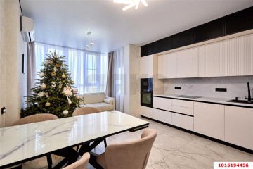 Фото №1: 2-комнатная квартира 75 м² - Краснодар, мкр. Достояние, ул. им. Мурата Ахеджака, 10А