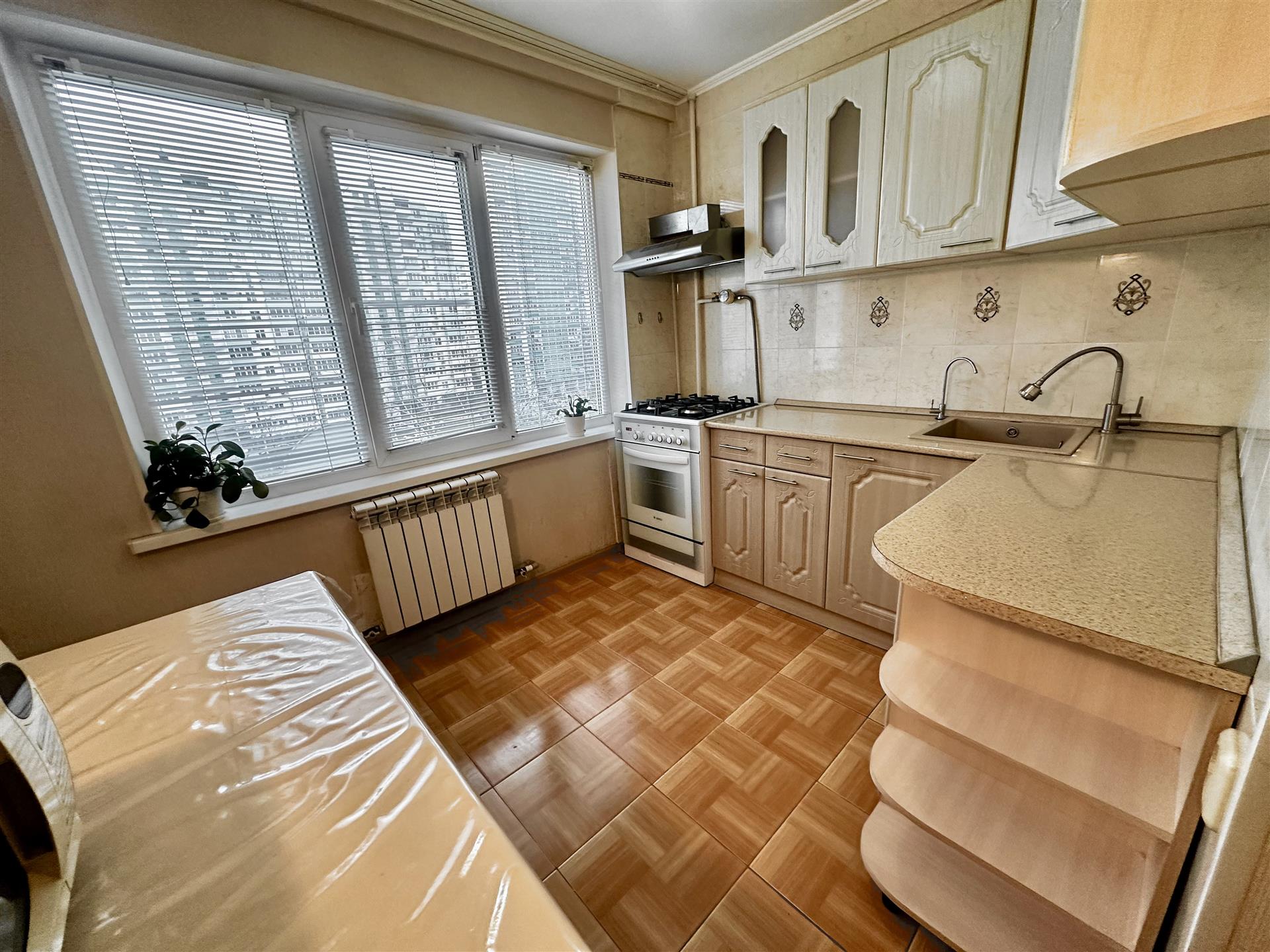 Фото №3: 2-комнатная квартира 46 м² - Краснодар, Карасунский внутригородской округ, мкр. Гидростроителей, ул. имени Невкипелого, 19