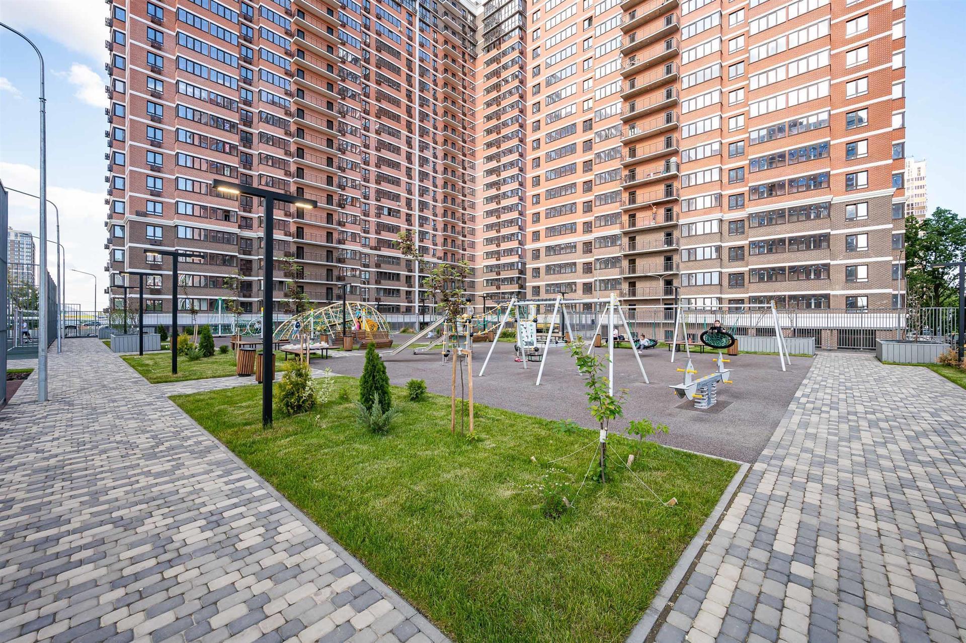 Фото №1: 1-комнатная квартира 37 м² - Краснодар, Прикубанский внутригородской округ, ж/м имени Демьяна Бедного, пр-д 1-й Лиговский, 22/2