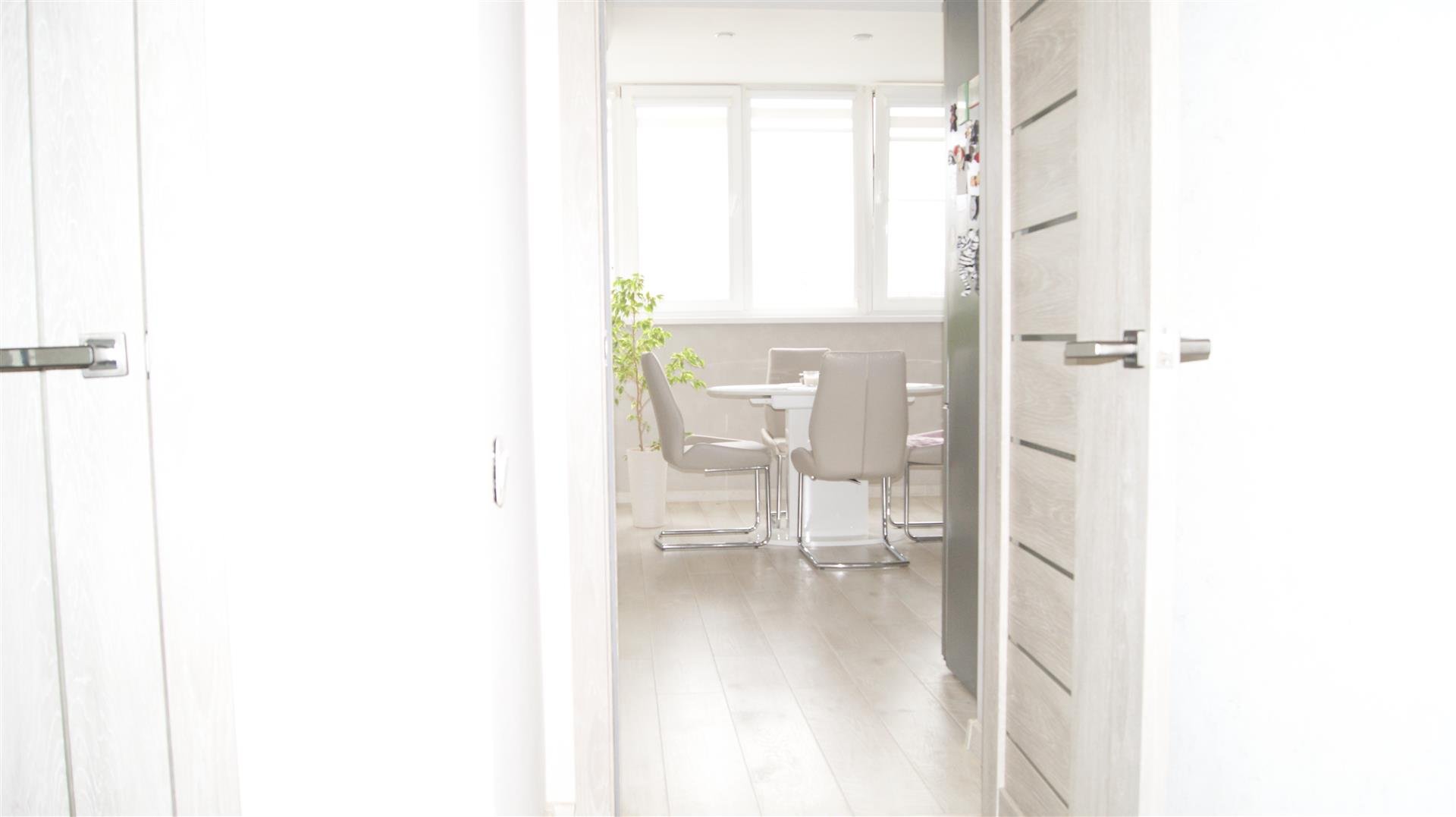 Фото №6: 2-комнатная квартира 50 м² - Краснодар, Прикубанский внутригородской округ, мкр. Краевая Клиническая Больница, ул. Восточно-Кругликовская, 90