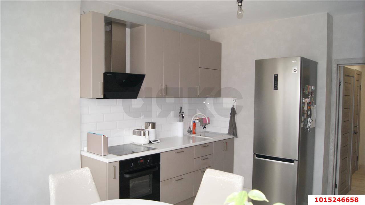 Фото №2: 2-комнатная квартира 50 м² - Краснодар, Краевая Клиническая Больница, ул. Восточно-Кругликовская, 90