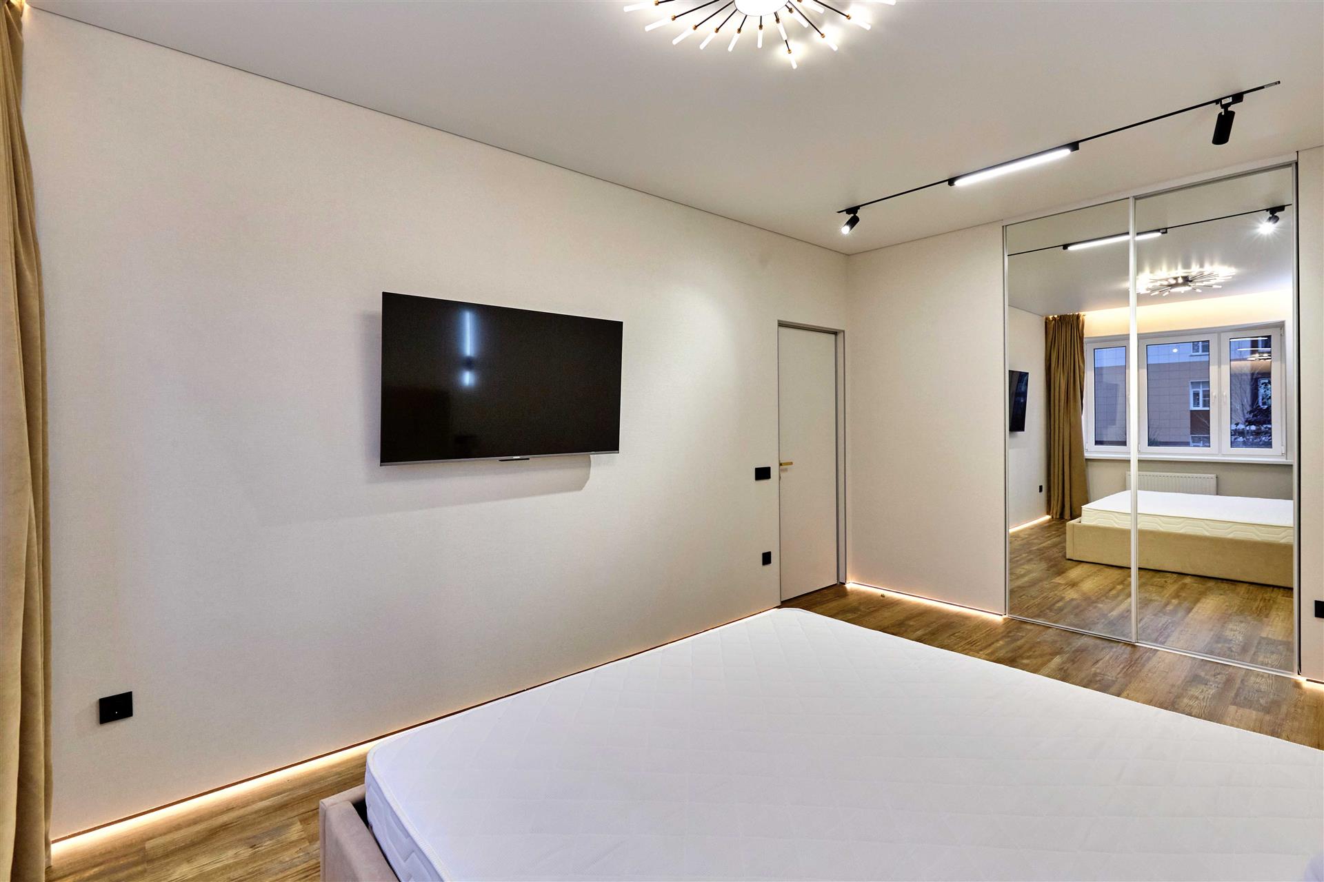 Фото №12: 1-комнатная квартира 45 м² - Краснодар, 4-й квартал, Прикубанский внутригородской округ, мкр. Губернский, ул. имени Героя Николая Шевелёва, 5