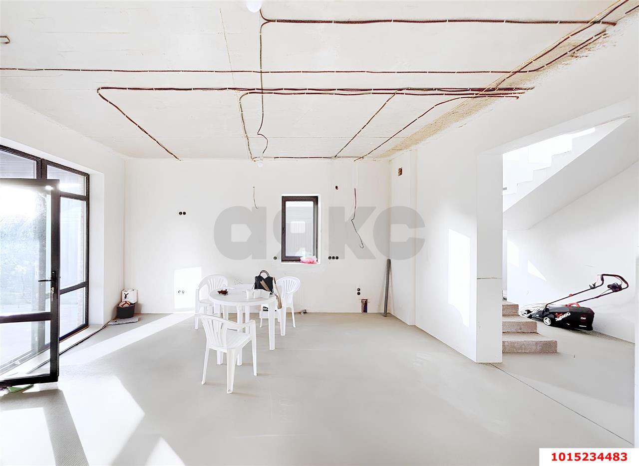 Фото №2: Дом 160 м² + 5 сот. - Южный, ул. Никольская, 72