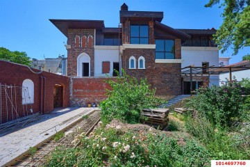 Фото №3: Отдельное здание 935 м² - Краснодар, мкр. Центральный, ул. Красная, 184/2