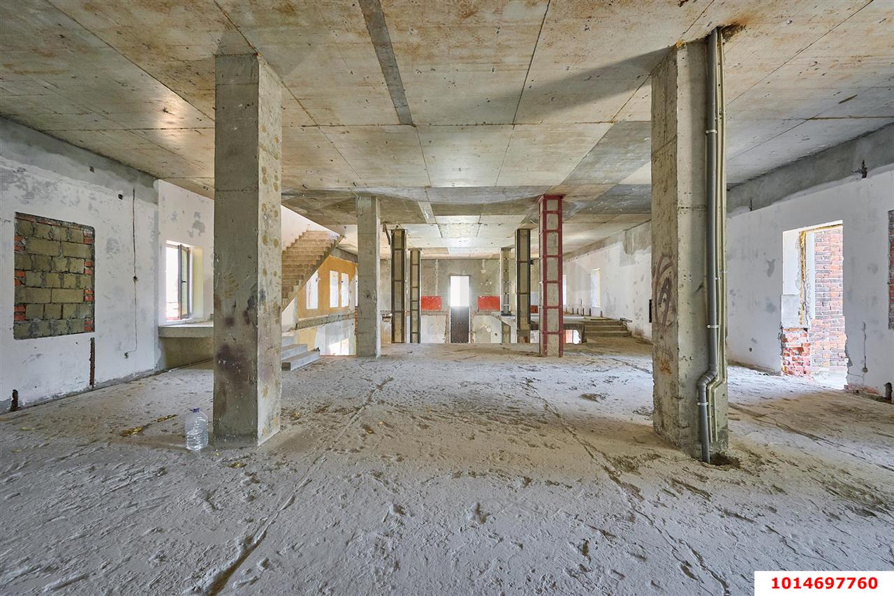 Фото №8: Коммерция 934 м² - Краснодар, Центральный внутригородской округ, мкр. Центральный, ул. Красная, 184/2