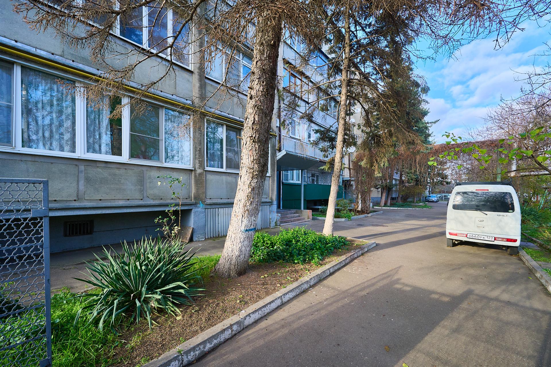 Фото №16: 4-комнатная квартира 88 м² - Краснодар, Центральный внутригородской округ, мкр. Центральный, ул. Митрофана Седина, 206