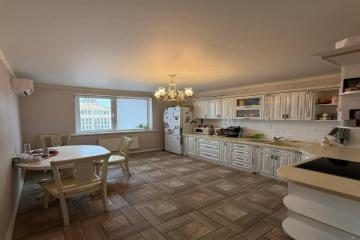 Фото №1: 2-комнатная квартира 60 м² - Краснодар, мкр. жилой комплекс Спорт-Сити, ул. Домбайская, 10/1к2