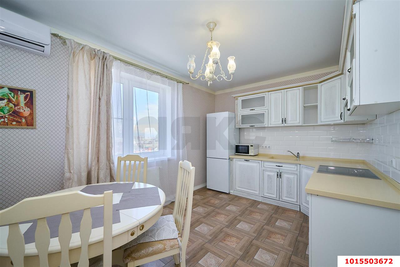 Фото №1: 2-комнатная квартира 68 м² - Краснодар, Центральный внутригородской округ, Центральный, мкр. ЖК Три Богатыря, ул. Садовая, 161/2к2