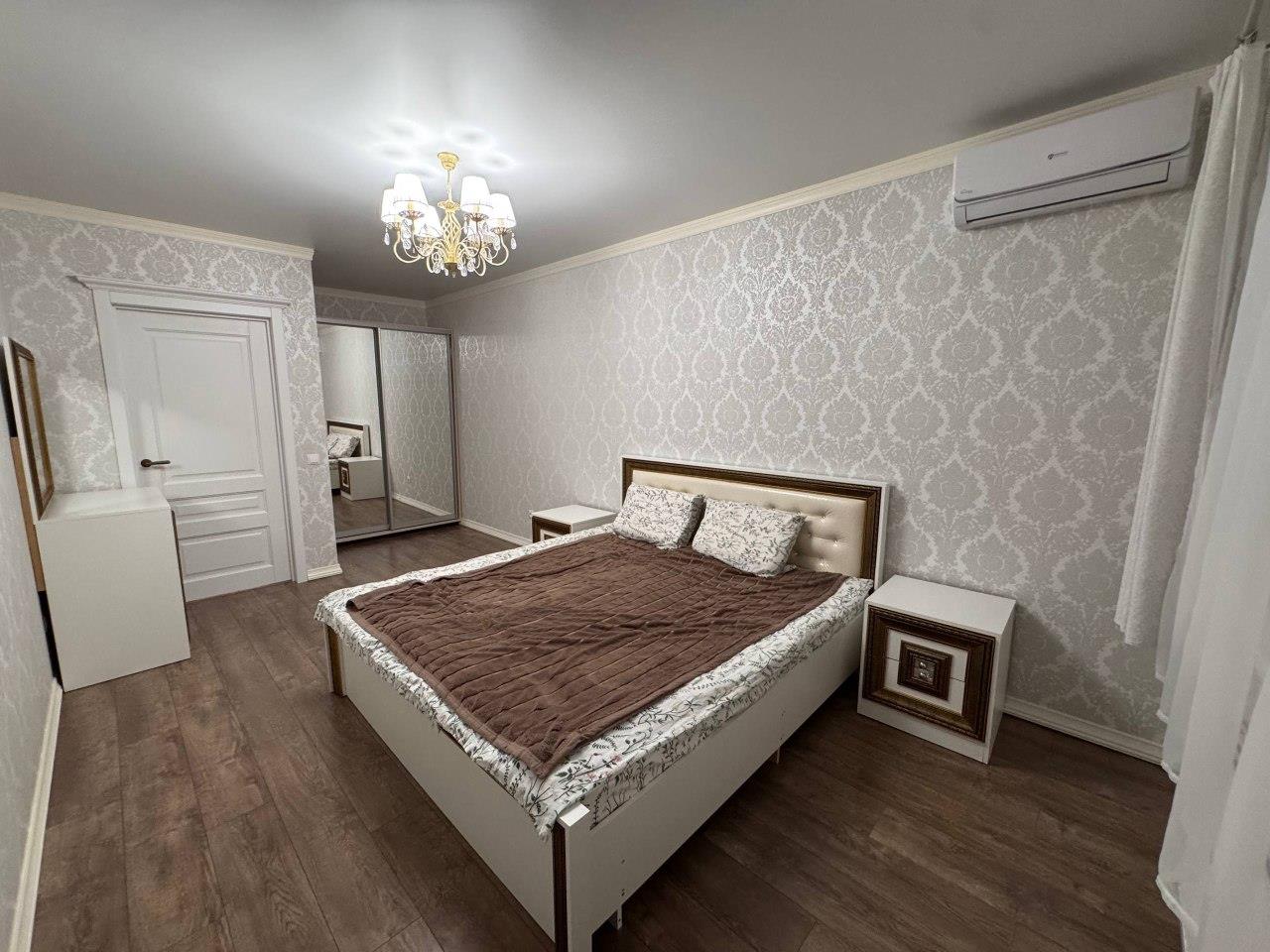 Фото №2: 2-комнатная квартира 68 м² - Краснодар, Центральный внутригородской округ, Центральный, мкр. ЖК Три Богатыря, ул. Садовая, 161/2к2