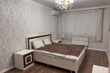 Фото №1: 2-комнатная квартира 68 м² - Краснодар, мкр. ЖК Три Богатыря, ул. Садовая, 161/2к2