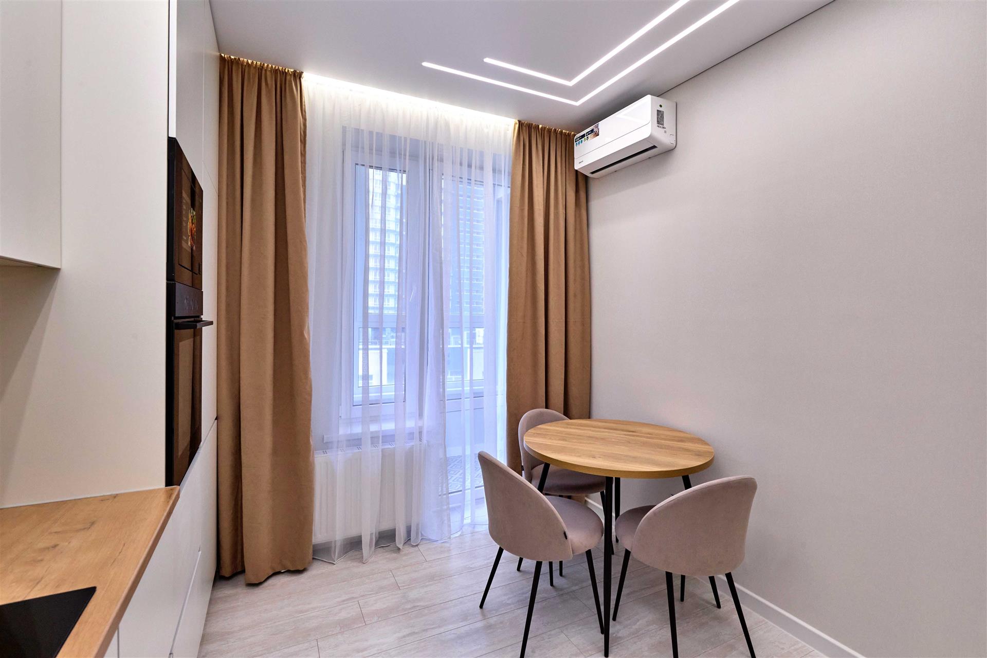 Фото №2: 1-комнатная квартира 32 м² - Краснодар, Центральный внутригородской округ, жилой комплекс Фонтаны, мкр. Черёмушки, ул. Воронежская, 47/14