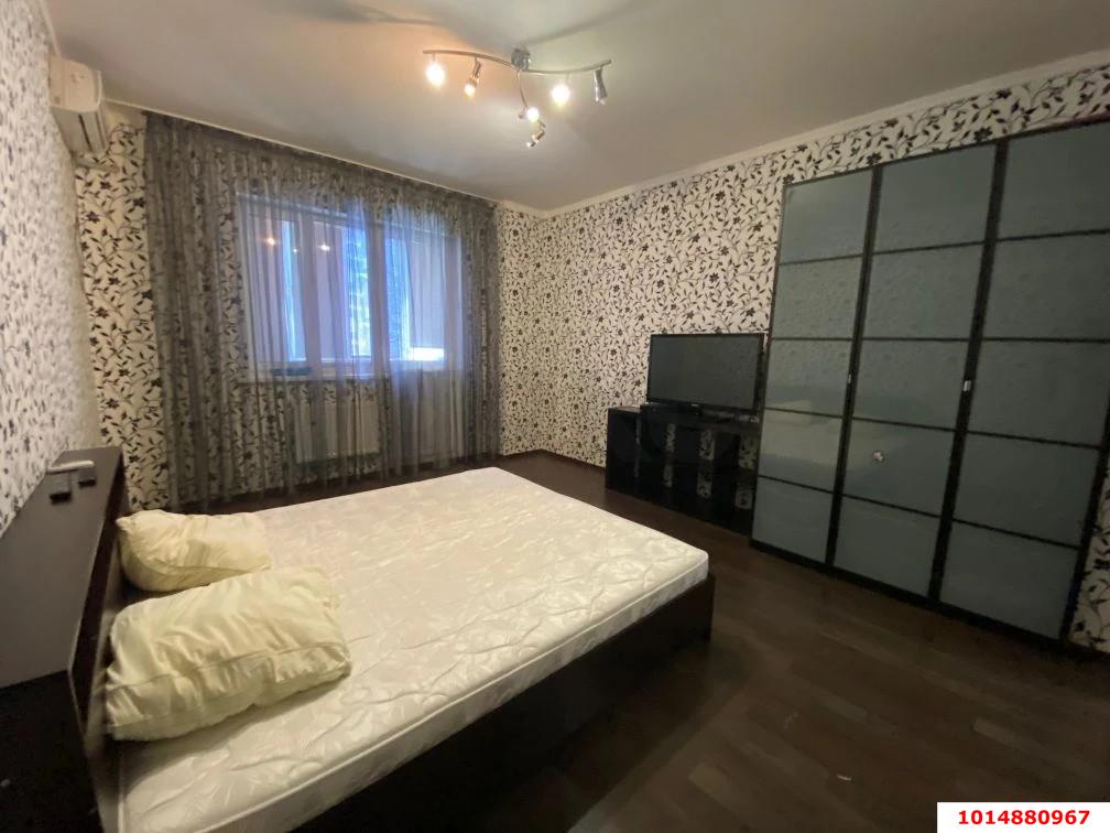 Фото №1: 1-комнатная квартира 52 м² - Краснодар, Центральный, ул. Промышленная, 19/1