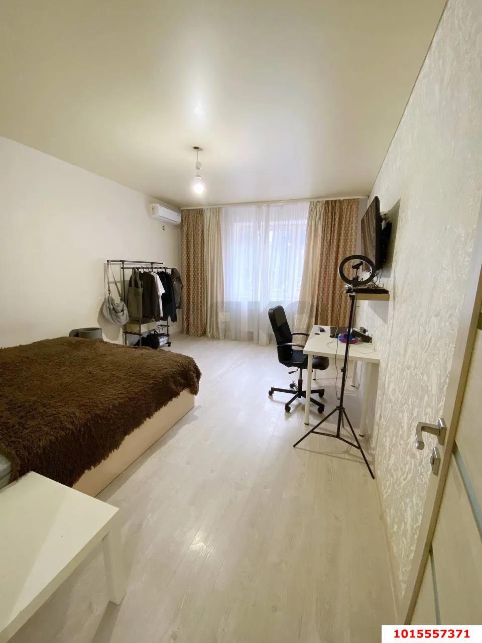 Фото №4: 2-комнатная квартира 60 м² - Краснодар, Краевая Клиническая Больница, ул. им. Героя Яцкова И.В., 9