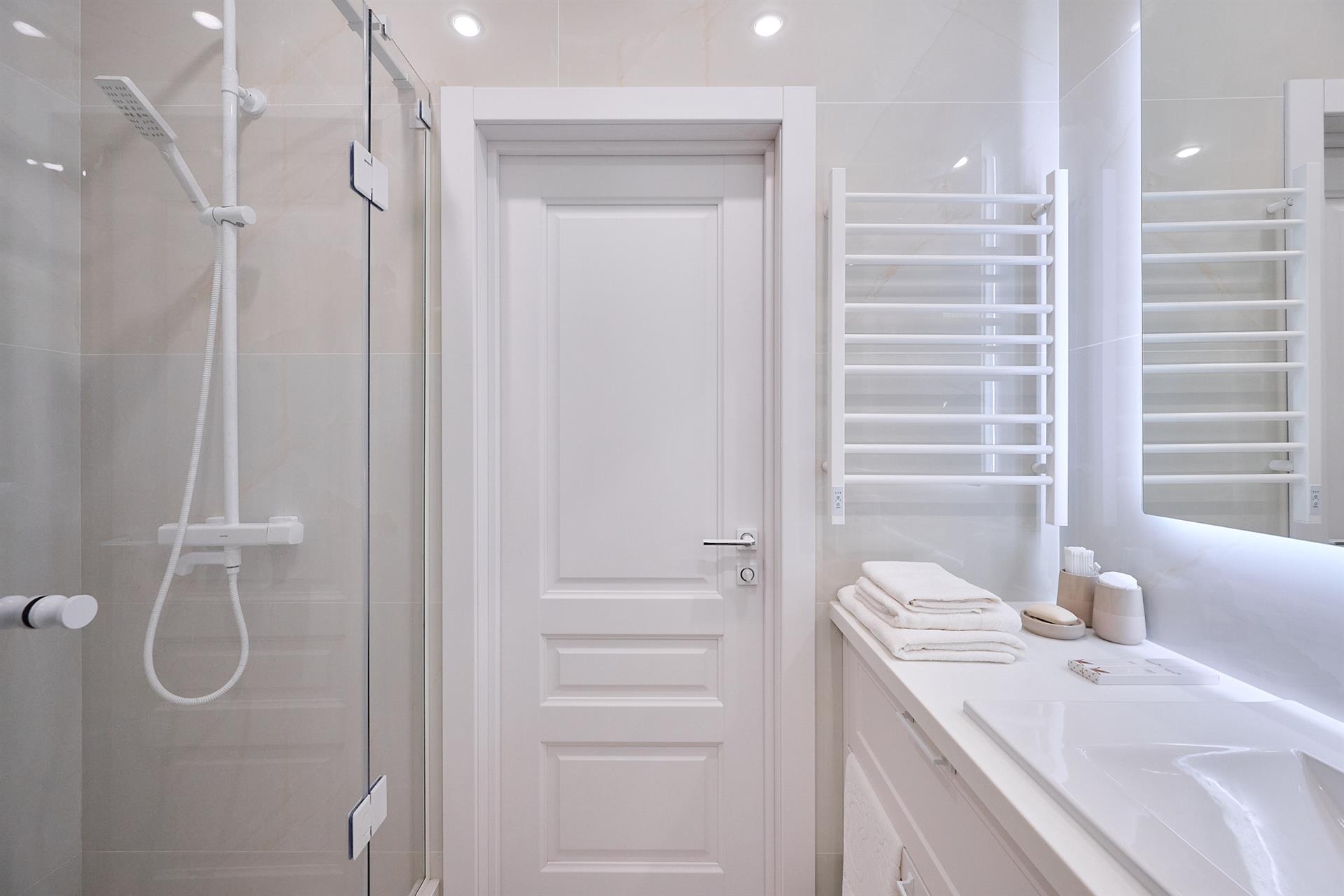 Фото №14: 1-комнатная квартира 52 м² - Краснодар, Западный внутригородской округ, мкр. Фестивальный, ул. Шоссе Нефтяников, 18к3