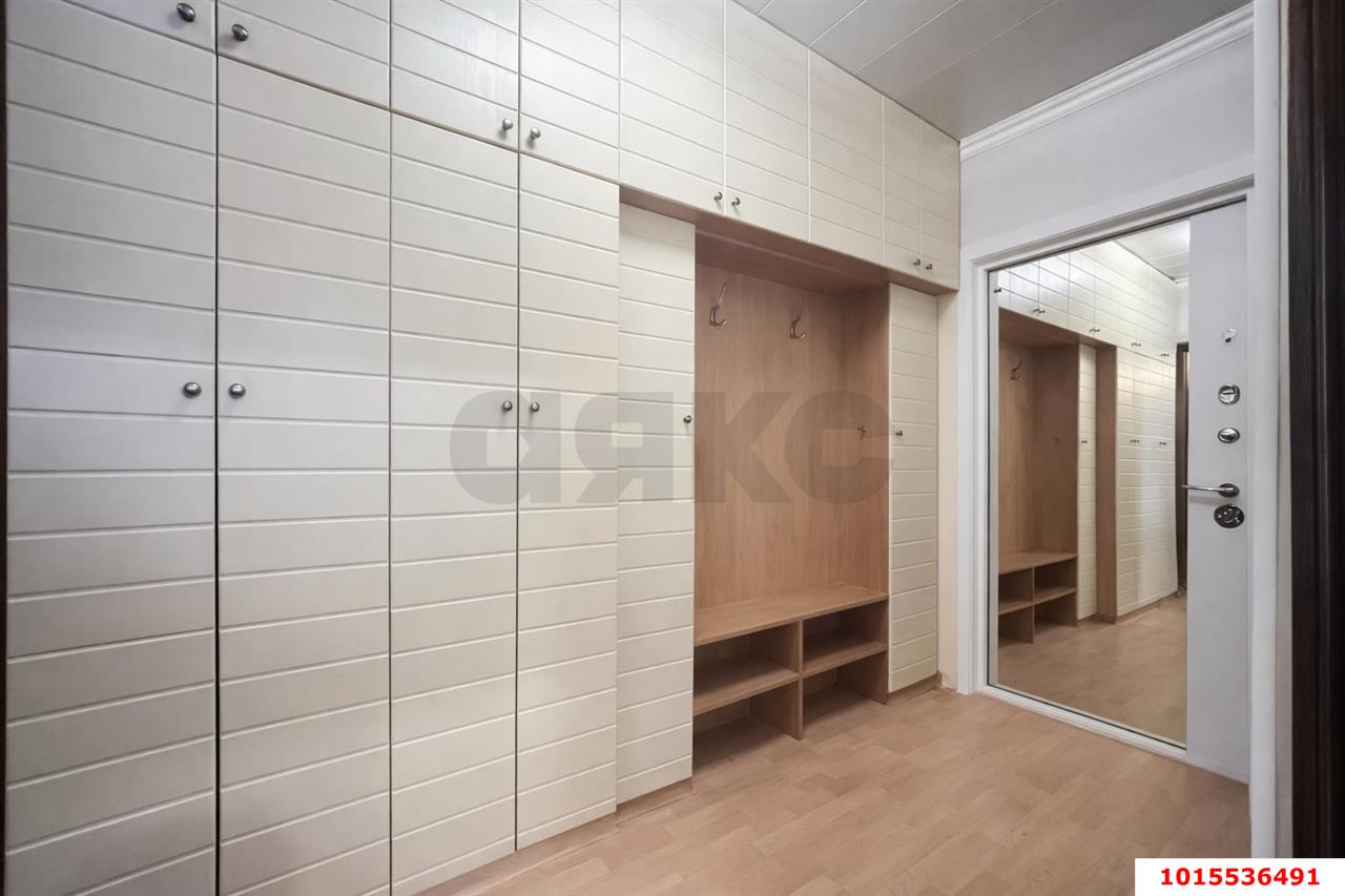 Фото №6: 3-комнатная квартира 82 м² - Краснодар, Прикубанский внутригородской округ, мкр. Краевая Клиническая Больница, ул. Черкасская, 47