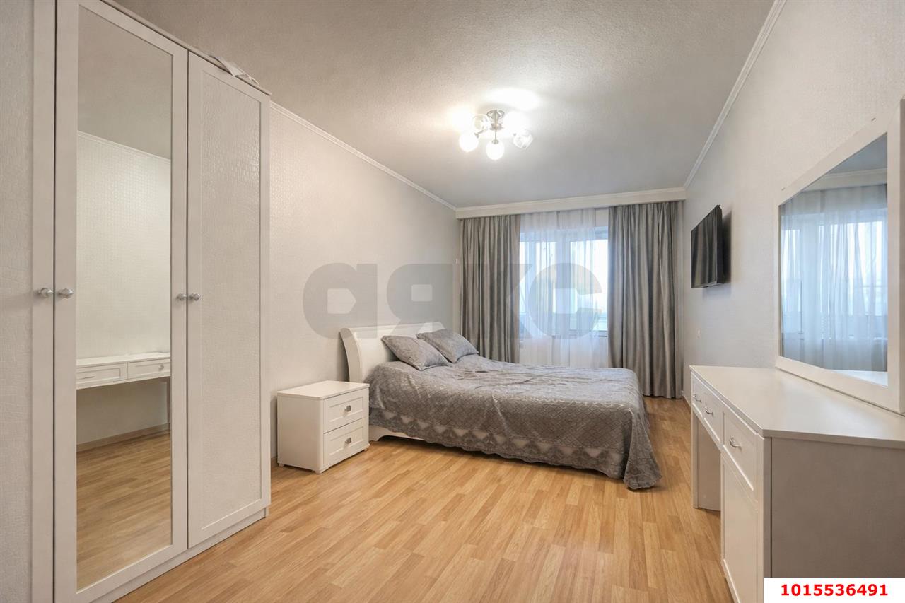 Фото №3: 3-комнатная квартира 82 м² - Краснодар, Прикубанский внутригородской округ, мкр. Краевая Клиническая Больница, ул. Черкасская, 47