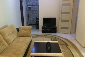 Фото №1: 2-комнатная квартира 67 м² - Краснодар, мкр. Восточно-Кругликовский, ул. Восточно-Кругликовская, 48