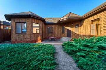 Фото №1: Дом 223 м² - Краснодар, мкр. Сады Калинина, ул. Рясная, 5