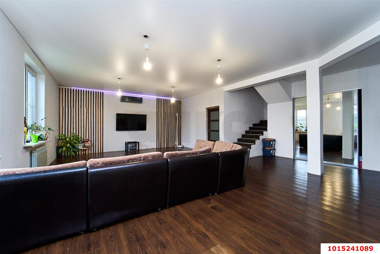 Фото №10: Дом 210 м² + 5 сот. - Новая Адыгея, ул. Сквозная, 3