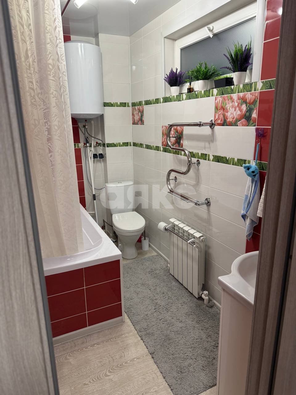 Фото №13: Дом 138 м² + 10 сот. - Ямны, Привокзальный территориальный округ, ул. Абрикосовая, 20