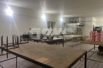 Фото №5: Коммерция 200 м² - Новокубанск, ул. Советская, 96