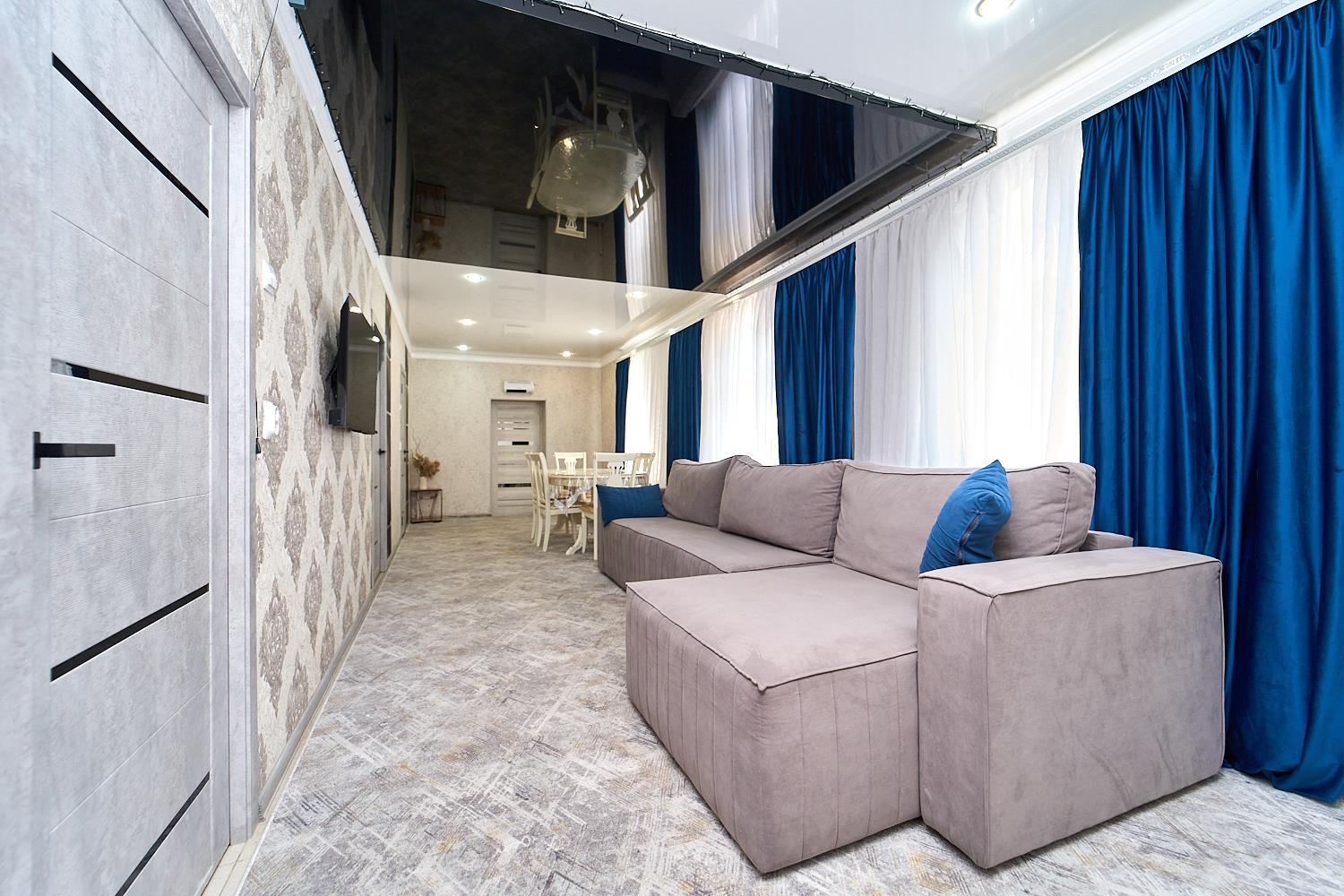 Фото №1: Дом 214 м² + 6 сот. - Механизатор, Прикубанский внутригородской округ, мкр. Южный массив, ул. Осенняя, 281