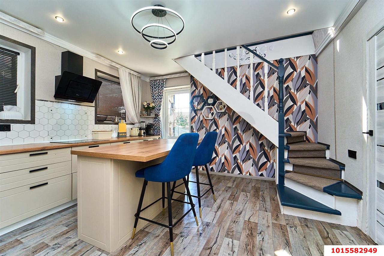 Фото №4: Дом 214 м² + 6 сот. - Механизатор, Южный массив, ул. Осенняя, 281