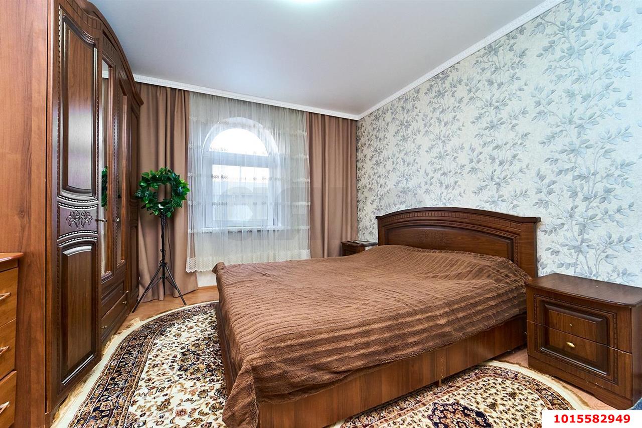 Фото №10: Дом 214 м² + 6 сот. - Механизатор, Южный массив, ул. Осенняя, 281