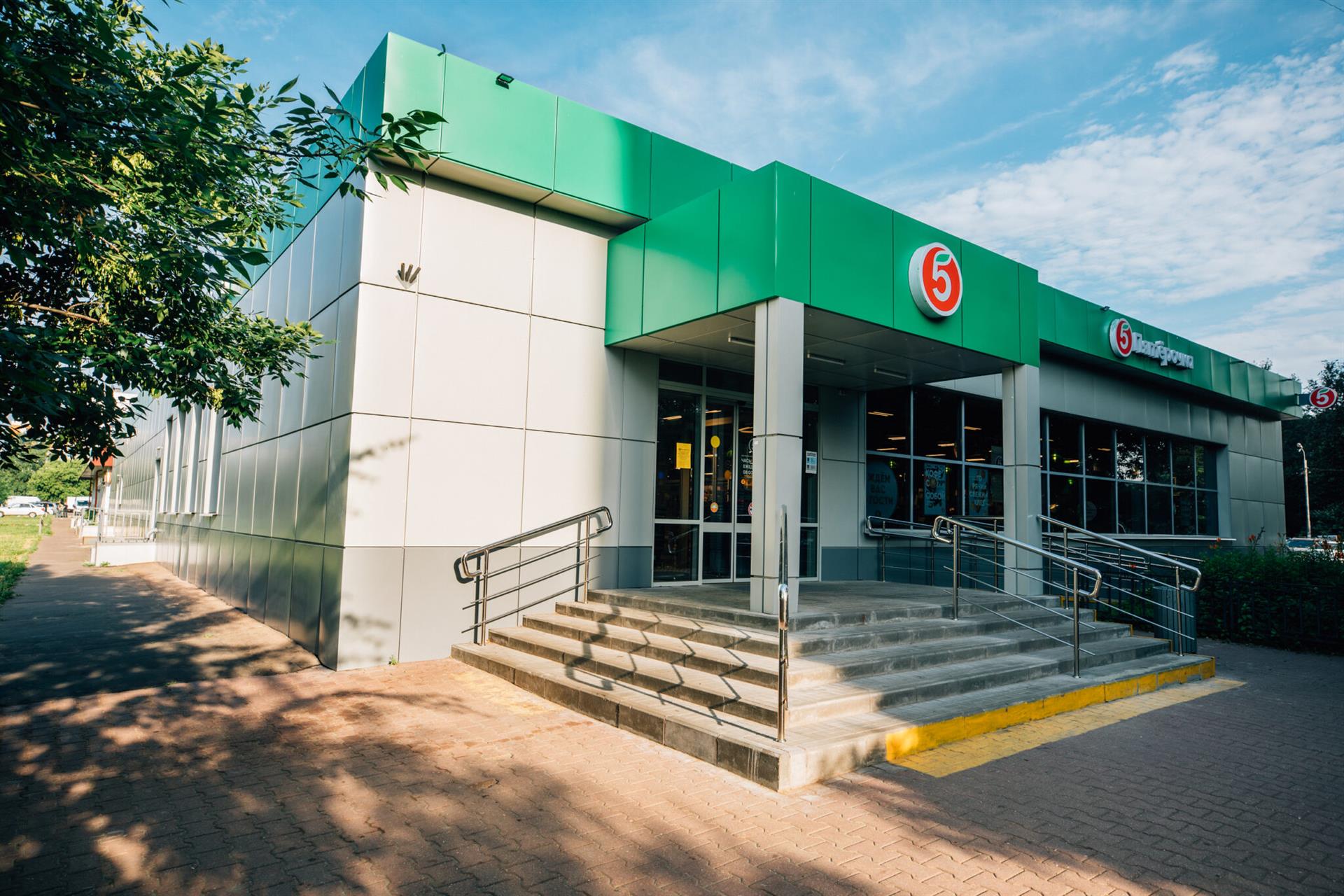 Фото №2: Коммерция 507 м² - Краснодар, Прикубанский внутригородской округ, мкр. 40 лет Победы, ул. Достоевского, 107