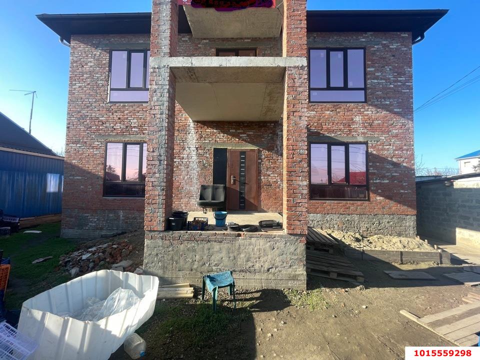 Фото №2: Дом 280 м² + 6 сот. - Берёзовый, Прикубанский внутригородской округ, ул. Новосельская, 69